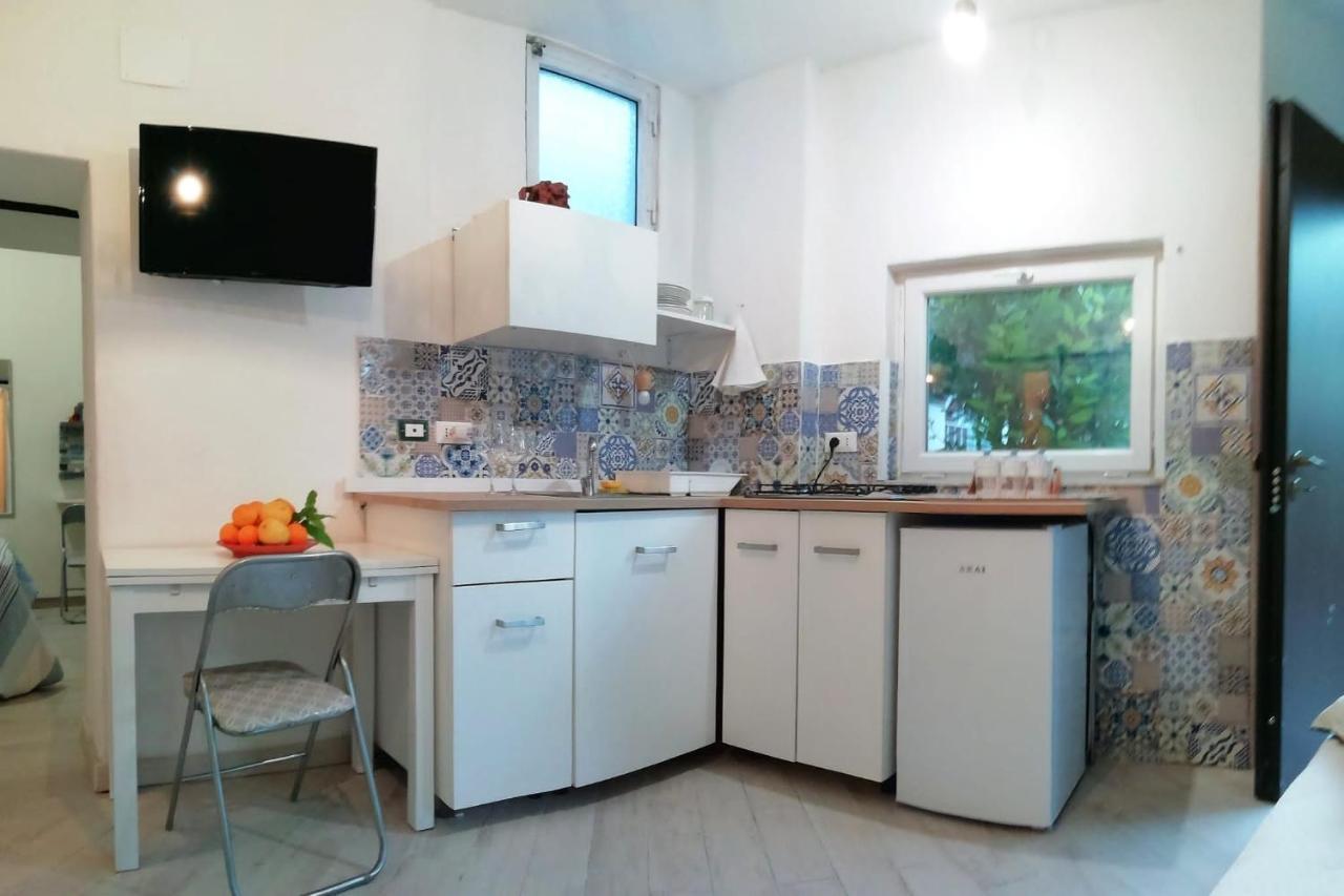 Ross House Apartment Lacco Ameno  Bagian luar foto